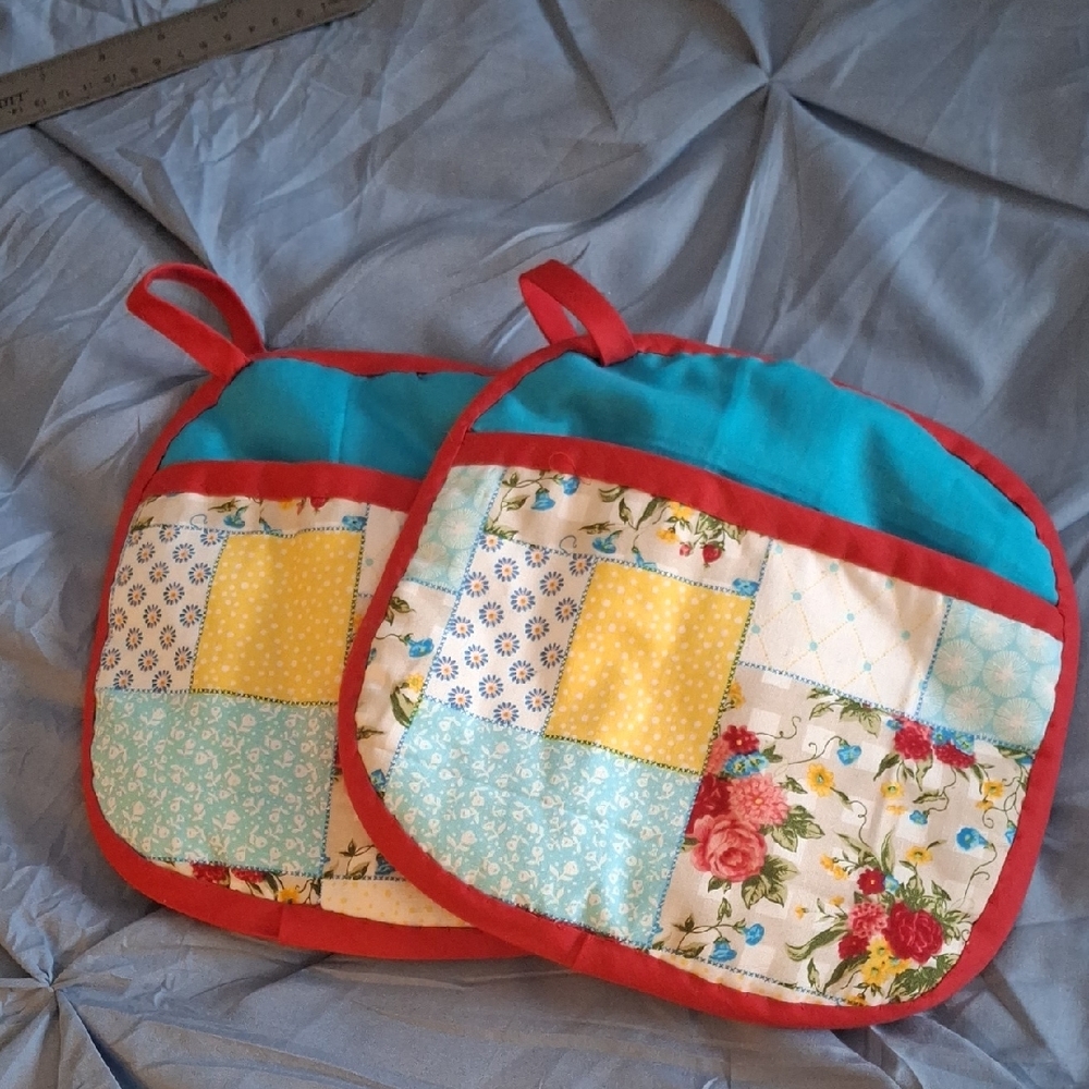 Colorful Patchwork Pot Holders